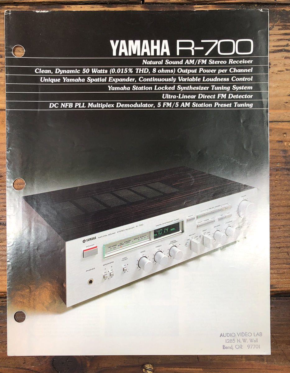 Yamaha R-700 Receiver Dealer Brochure Brochure *Original*