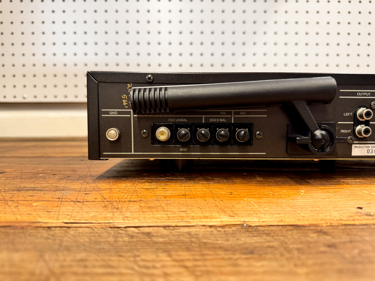 Harman Kardon Linear Phase HK-710 Tuner