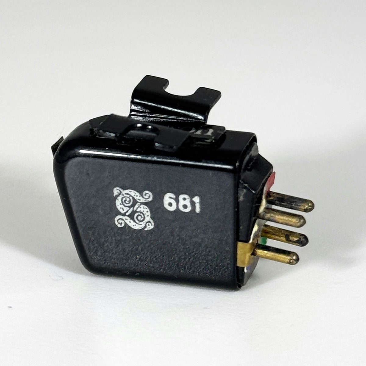 Vintage Stanton 681 Phono Cartridge Body with Mounting Bracket - No Stylus