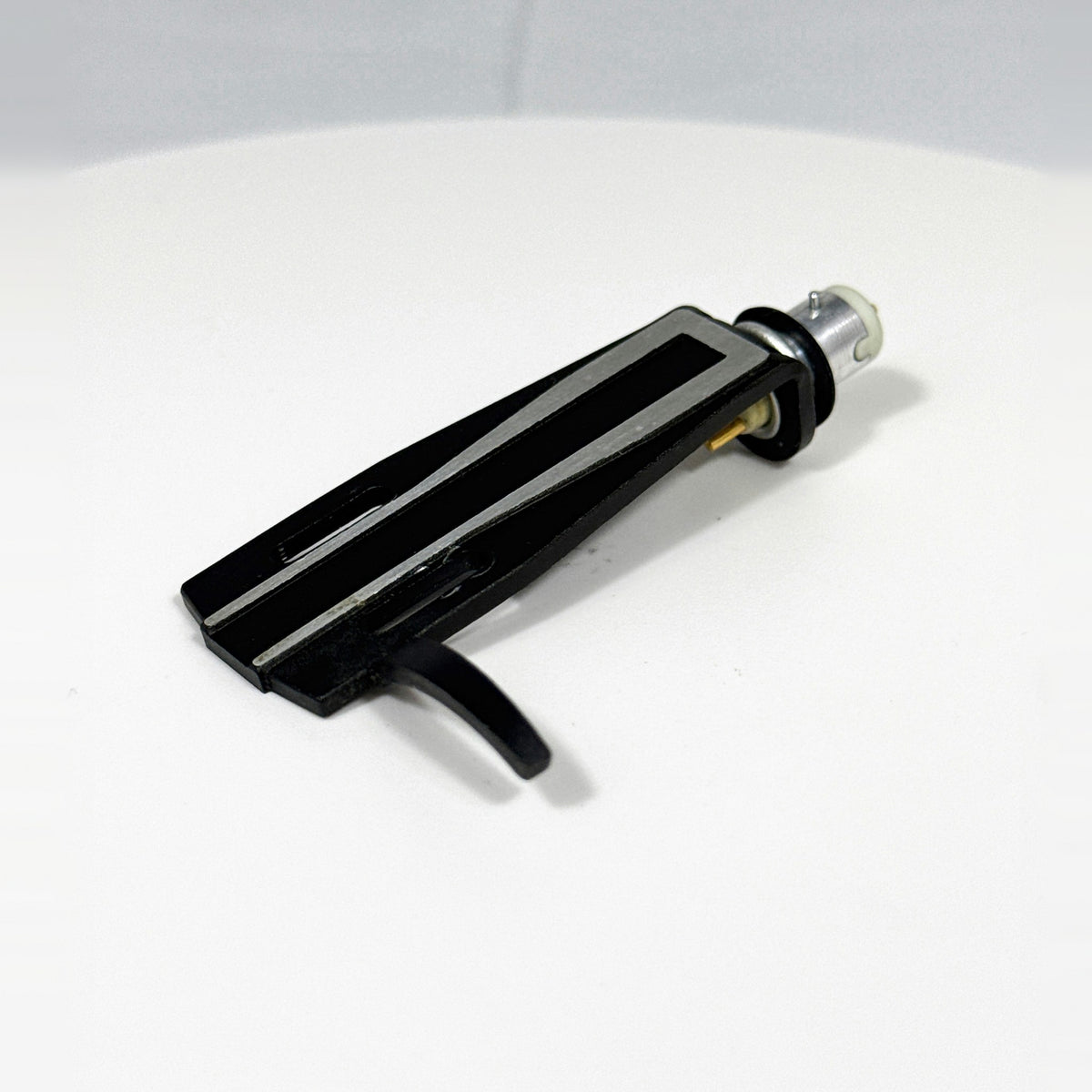 Vintage Black Universal Turntable Headshell with Lead Wires - No Cartridge