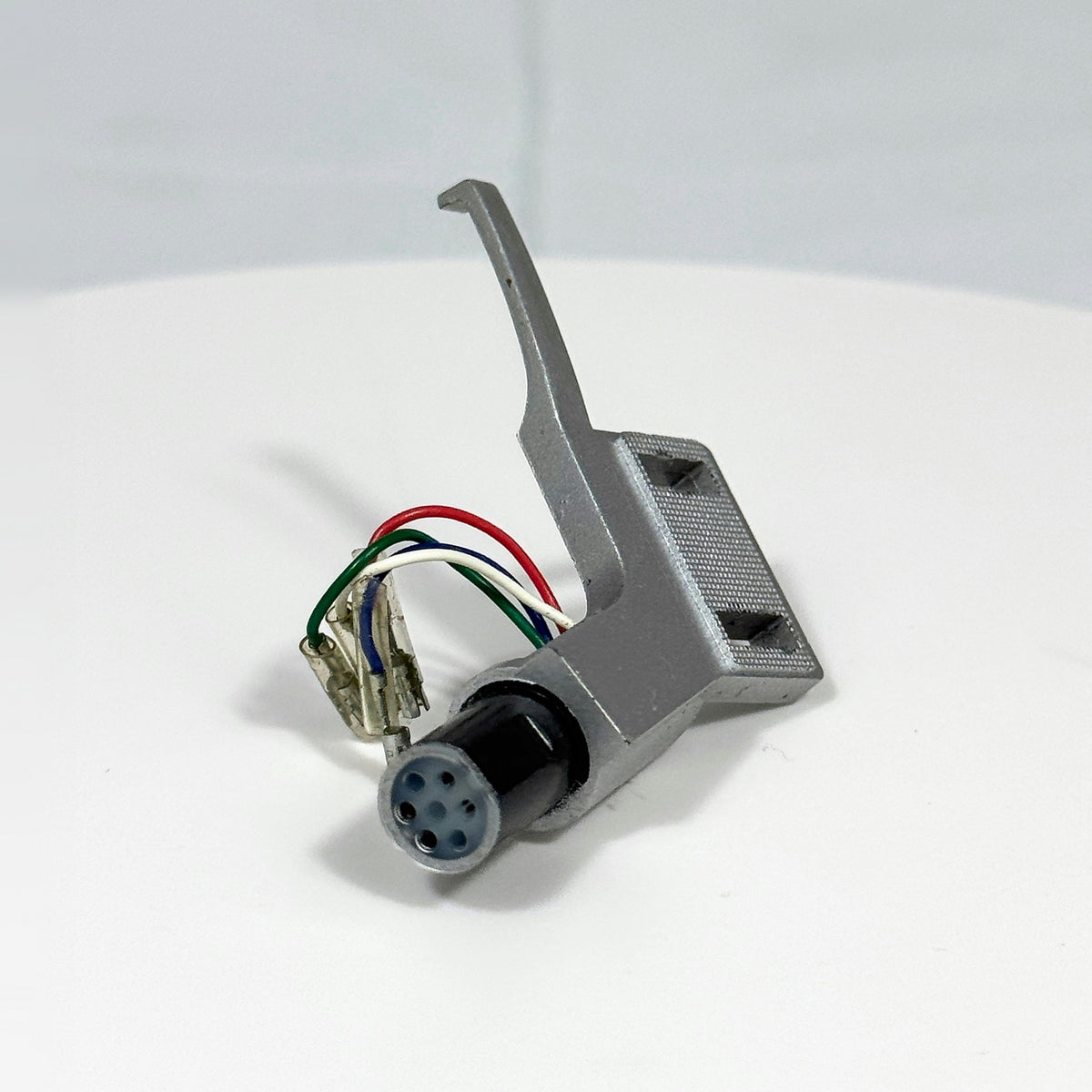 Vintage Universal Turntable Headshell with Offset Cartridge Plate and Lead Wires - No Cartridge