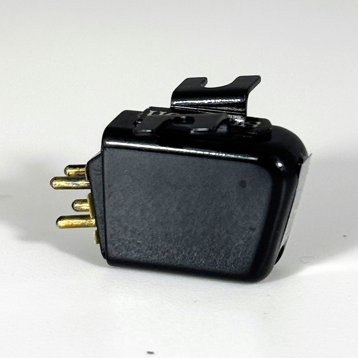 Vintage Stanton 681 Phono Cartridge Body with Mounting Bracket - No Stylus