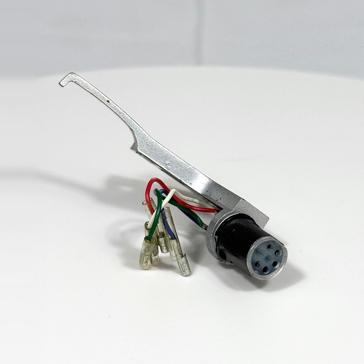 Vintage Universal Turntable Headshell with Offset Cartridge Plate and Lead Wires - No Cartridge