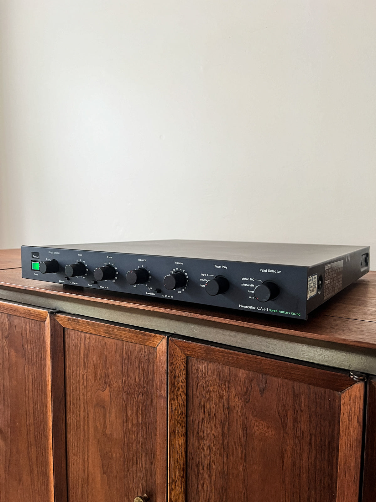 Sansui CA-F1 Preamplifier (1979)