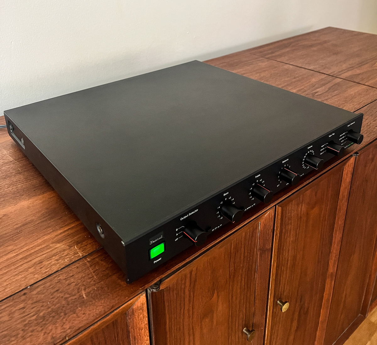 Sansui CA-F1 Preamplifier (1979)