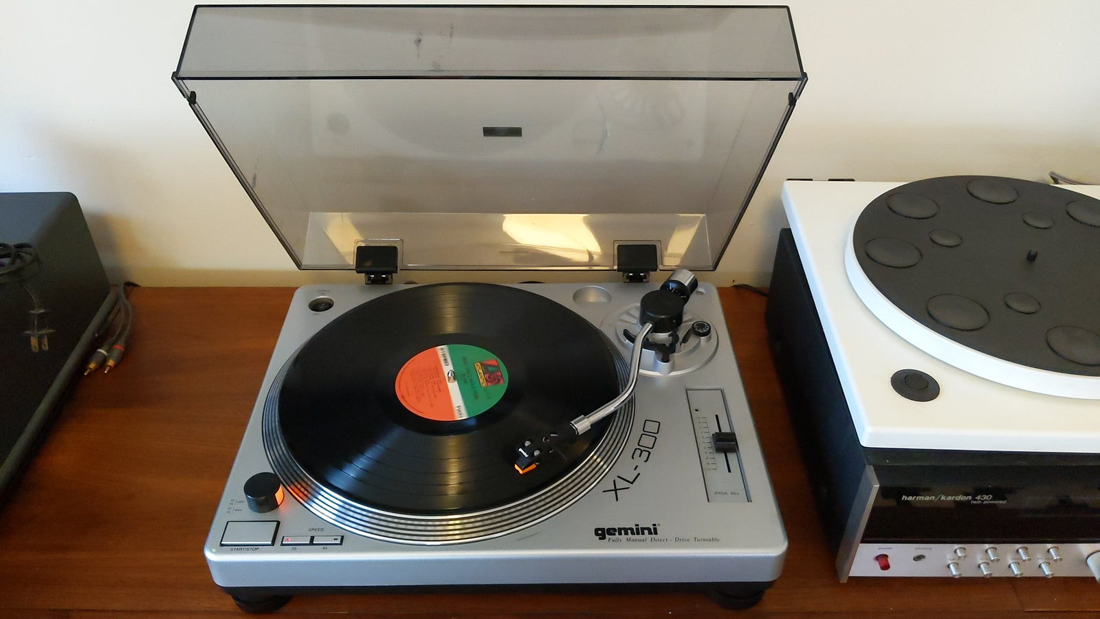 Gemini XL-300 Turntable w/ Original Box – Vintage Audio Store