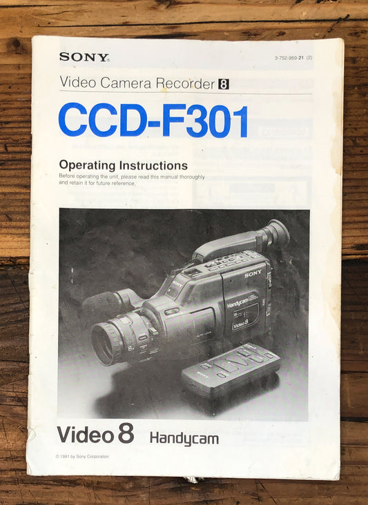 Sony CCD-F301 Video Camera  Owners / User Manual *Original*