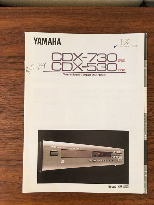 Yamaha CDX-530 CDX-730 CD Player Dealer Brochure *Original*